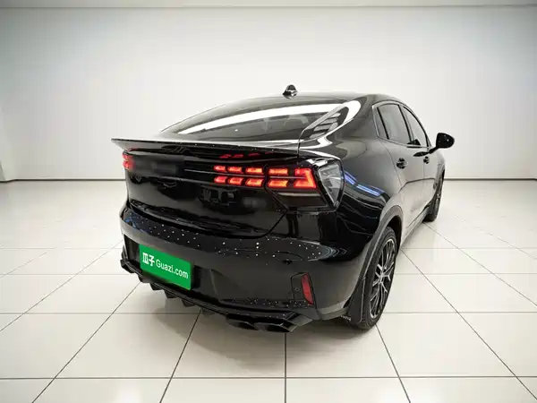 Lynk & Co 05 2022