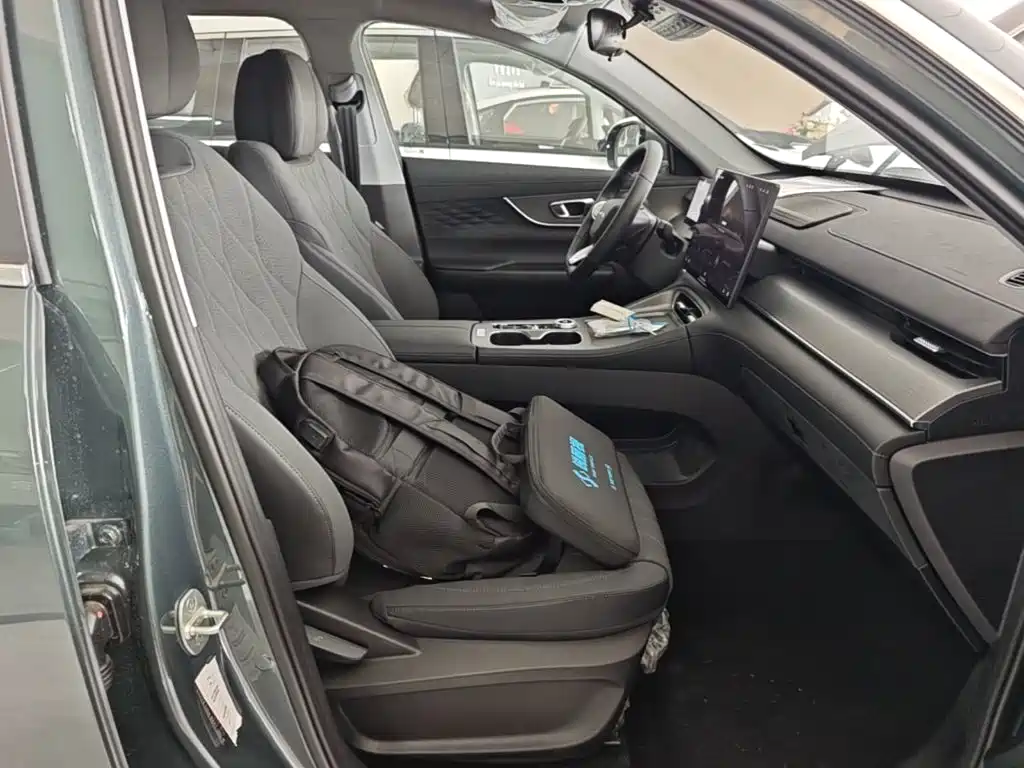 Chery Tiggo 8 PLUS 2025 — фото 25