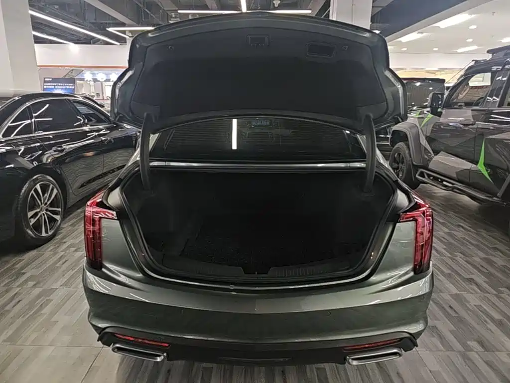 Cadillac CT5 2023 — фото 19