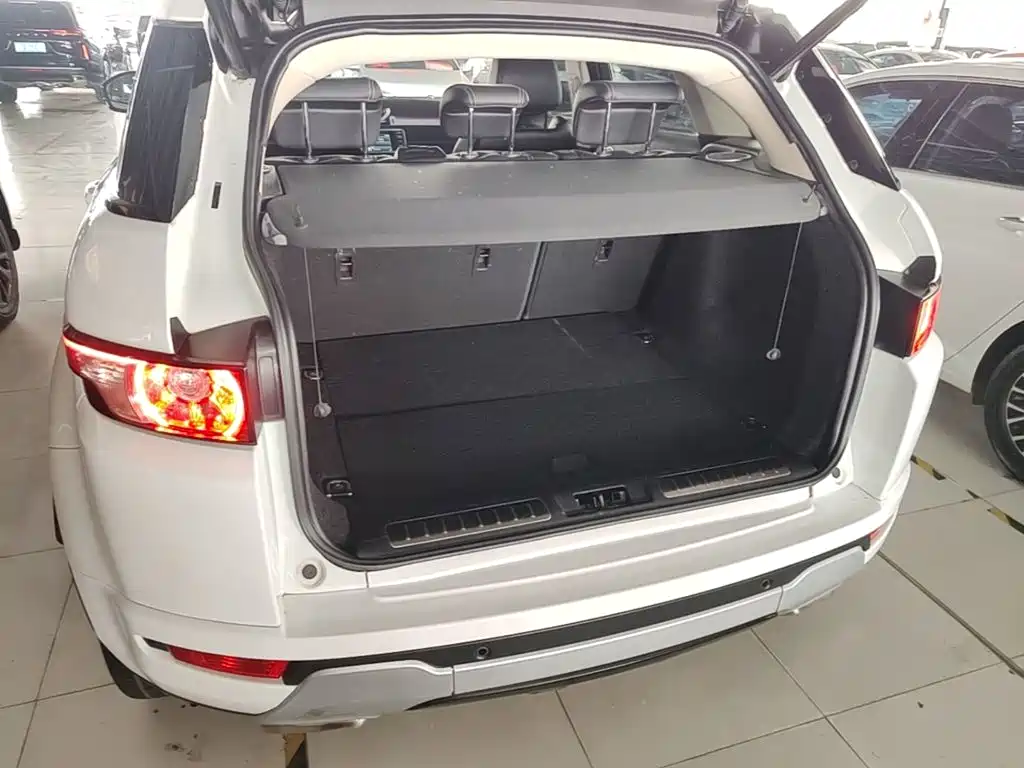 Land Rover Evoque 2015 — фото 19