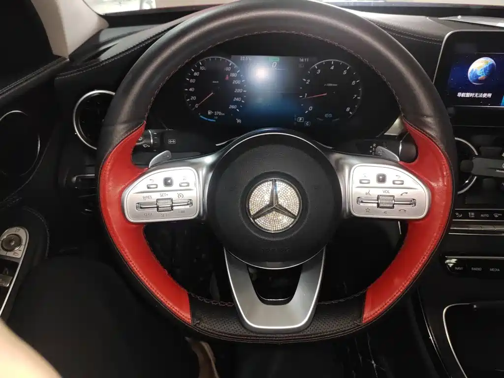 Mercedes-Benz C-Class 2020