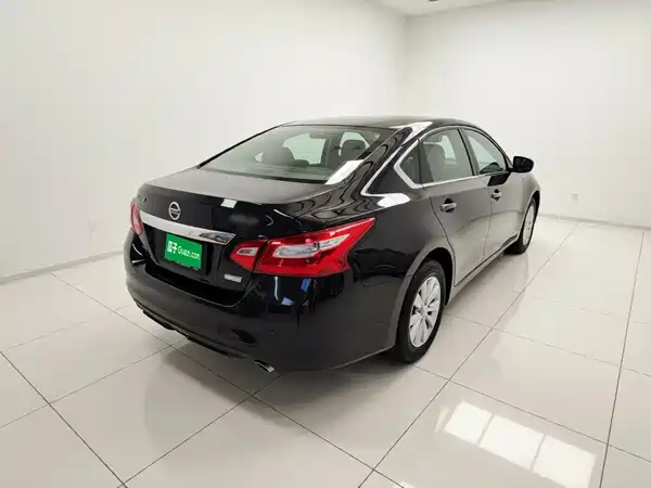 Nissan Teana 2018