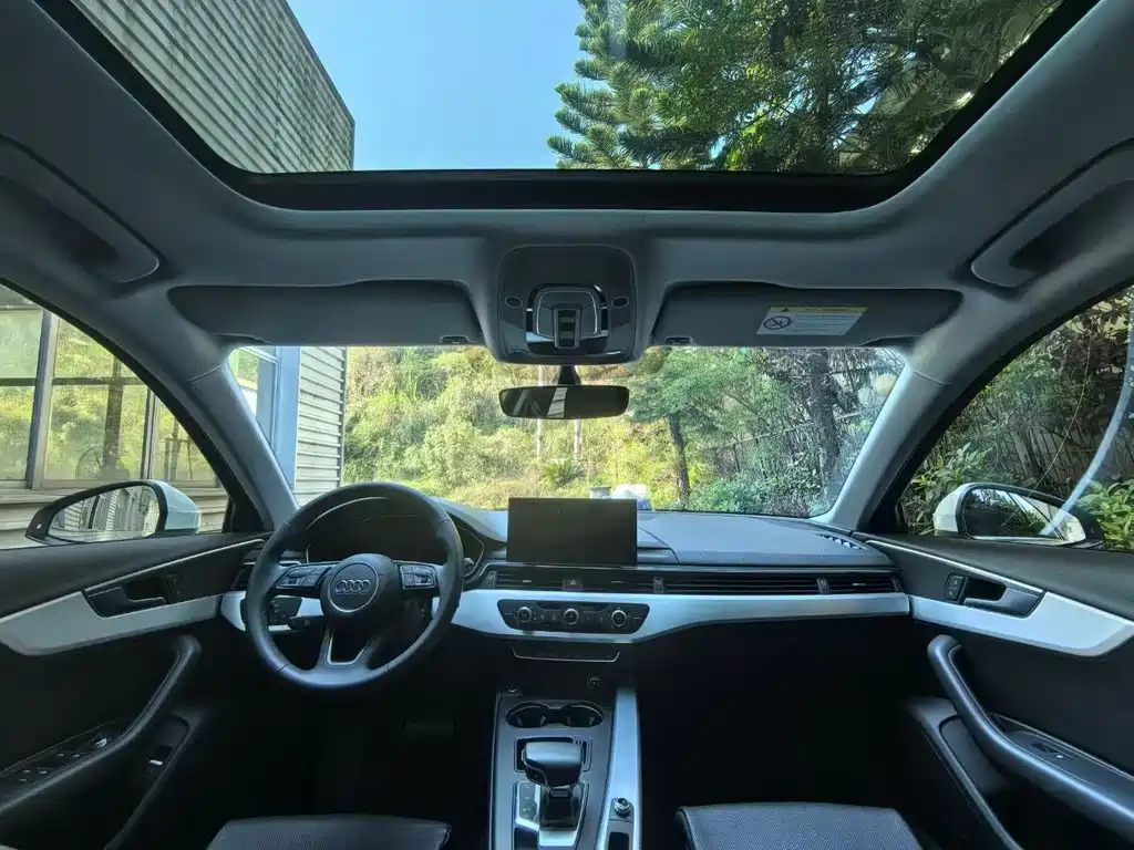 Audi A4L 2023