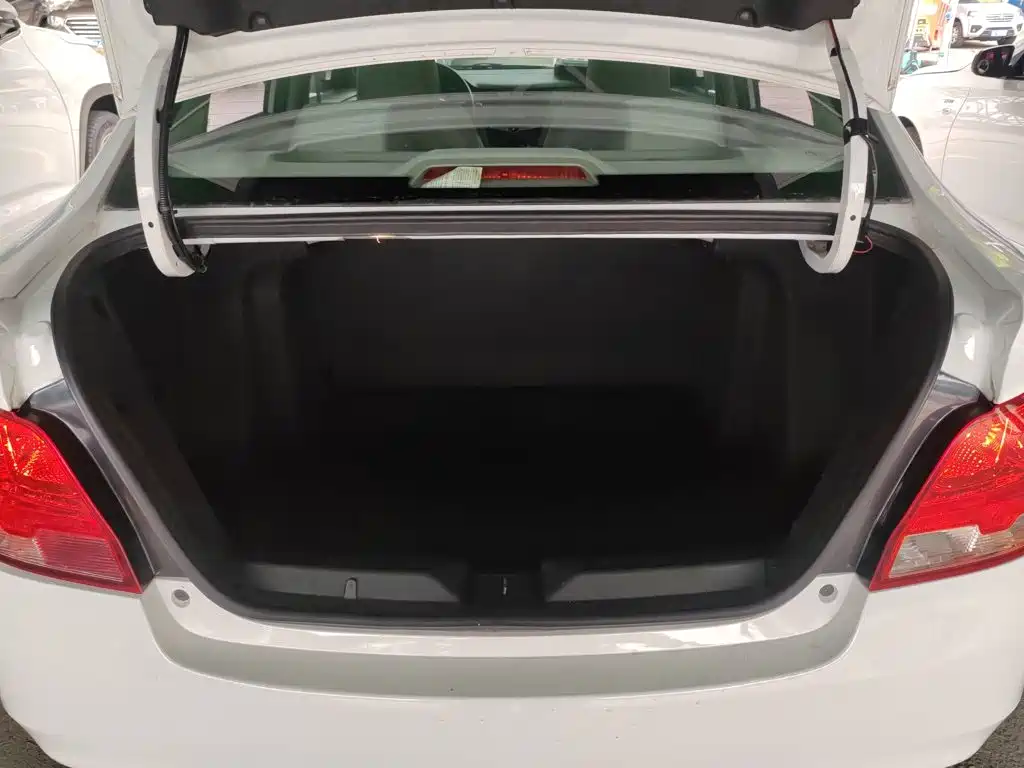 Chevrolet Sail 2017 — фото 19
