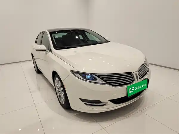 Lincoln MKZ 2014