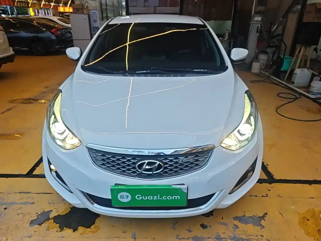 Hyundai Elantra 2016