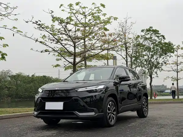 Toyota Frontlander 2026