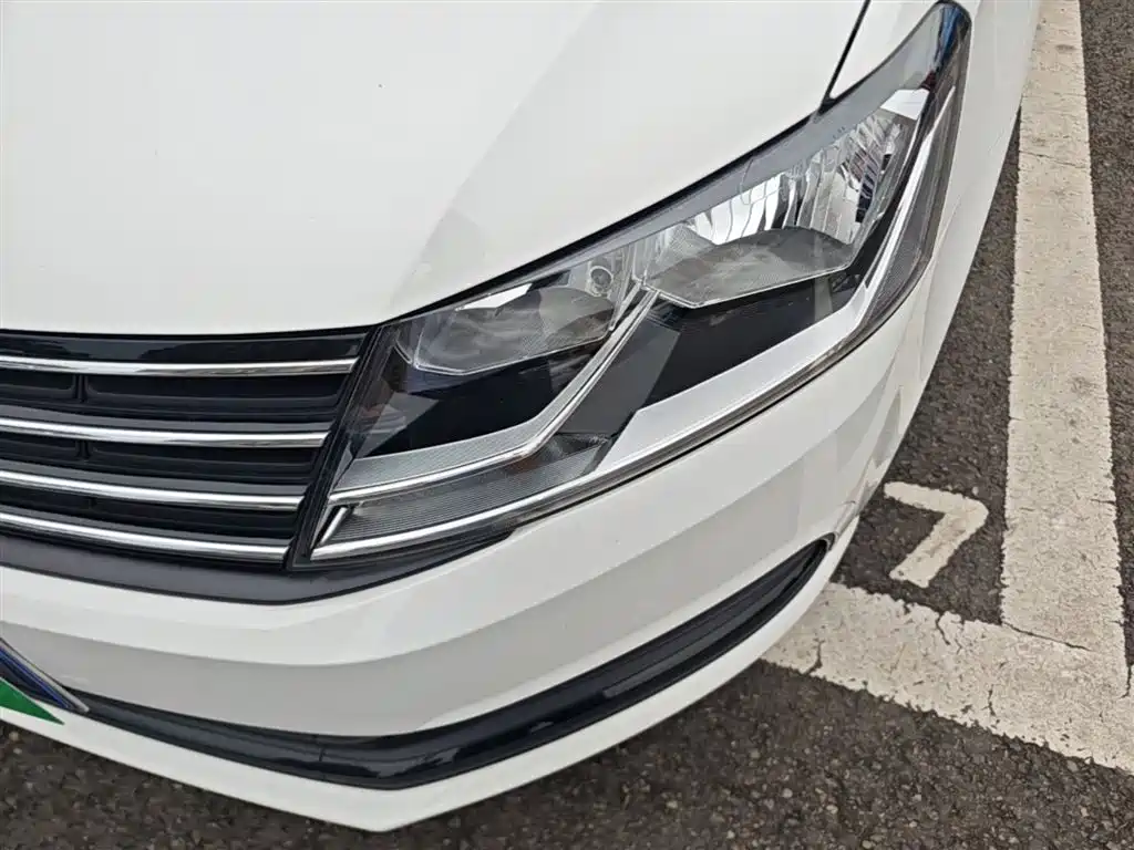 Volkswagen Lavida 2019 — фото 24
