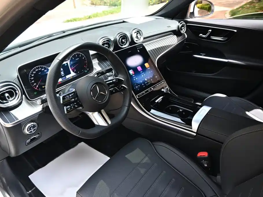 Mercedes-Benz C-Class 2025 — фото 21