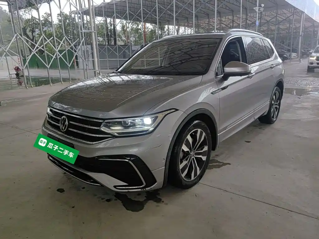 Volkswagen Tiguan L 2022 — фото 1