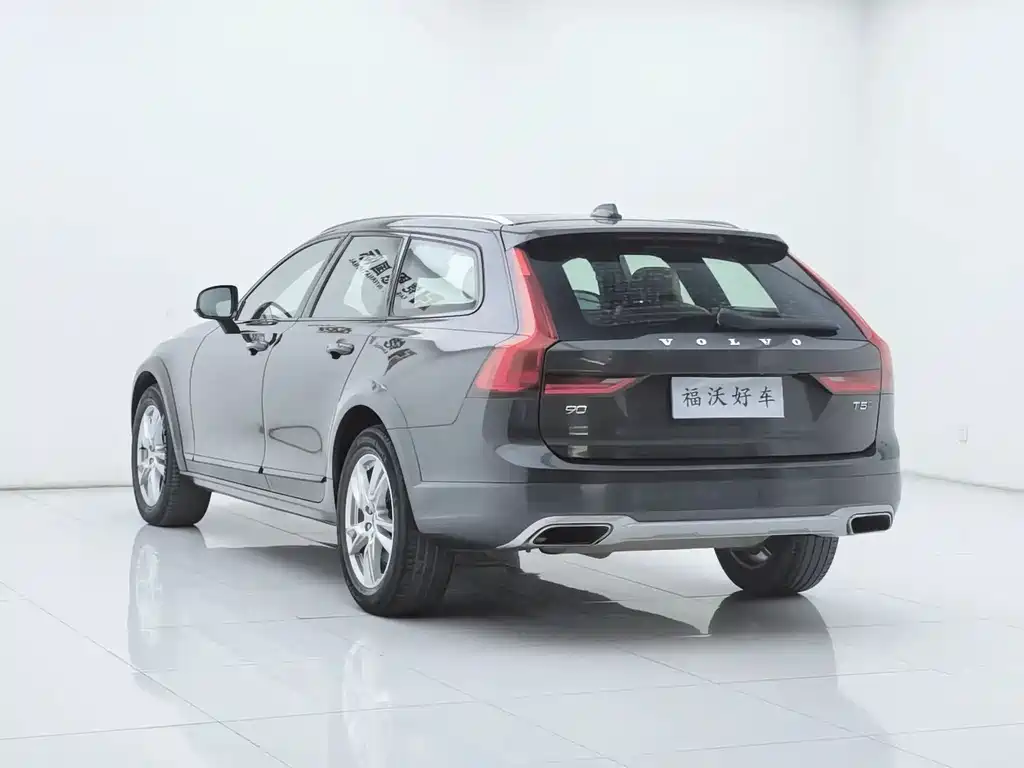 Volvo V90 2019 — фото 35