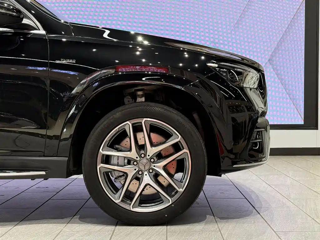 Mercedes-Benz GLE AMG 2024 — фото 7
