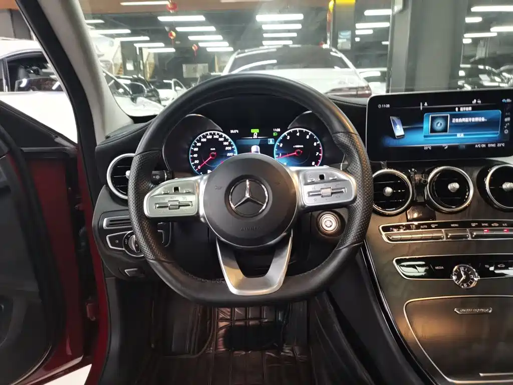 Mercedes-Benz C-Class 2020 — фото 11