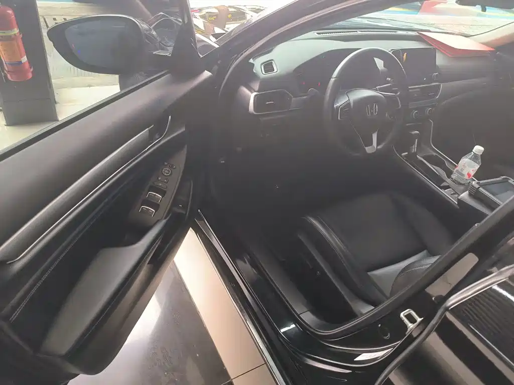 Honda Accord 2021 — фото 16