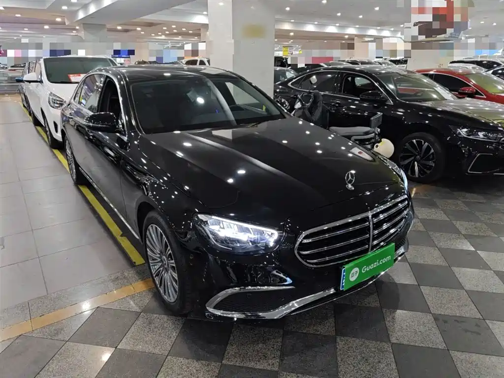 Mercedes-Benz E-Class 2023 — фото 4