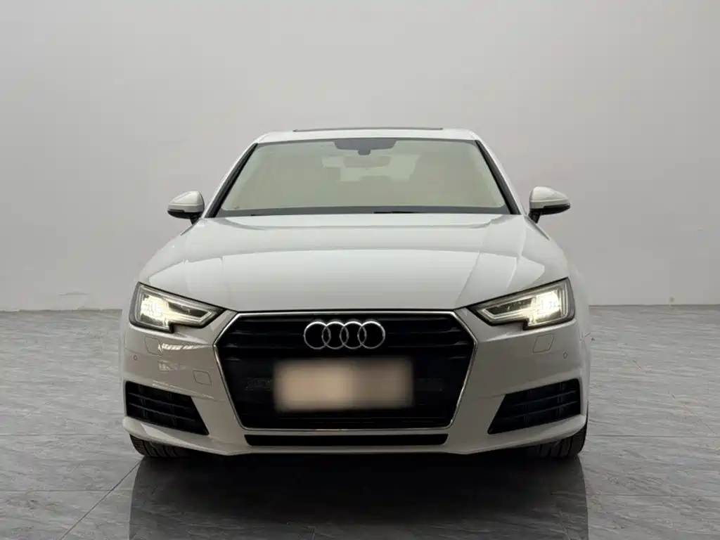 Audi A4L 2017