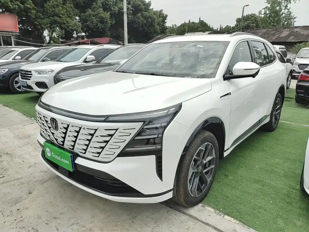 Changan CS75 PLUS 2026 — фото 2