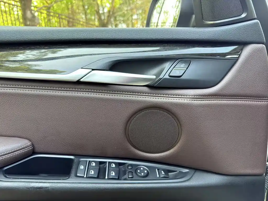 BMW X5 2014 — фото 12