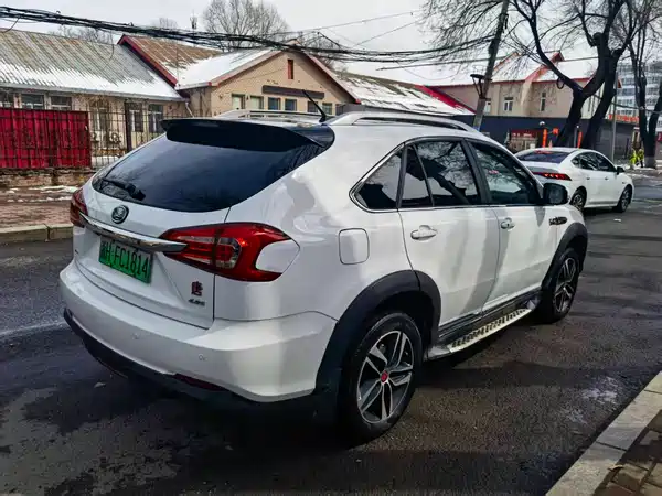 BYD Tang New Energy 2015