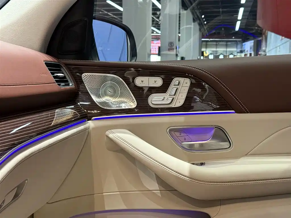 Mercedes-Benz GLS 2021 — фото 17
