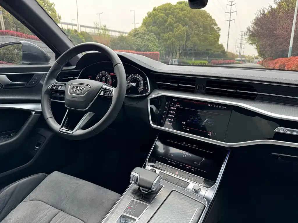 Audi A6L 2021 — фото 12