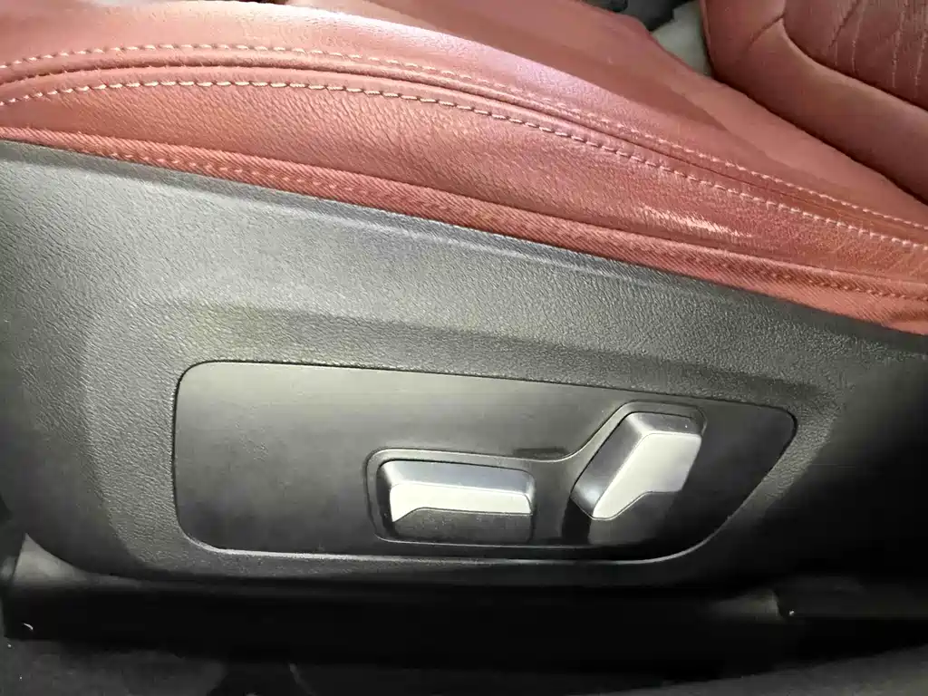 BMW 3 Series 2023 — фото 15