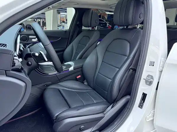 Mercedes-Benz C-Class 2021
