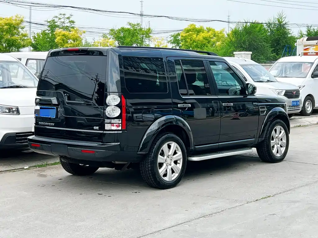 Land Rover Discovery 2014 — фото 4