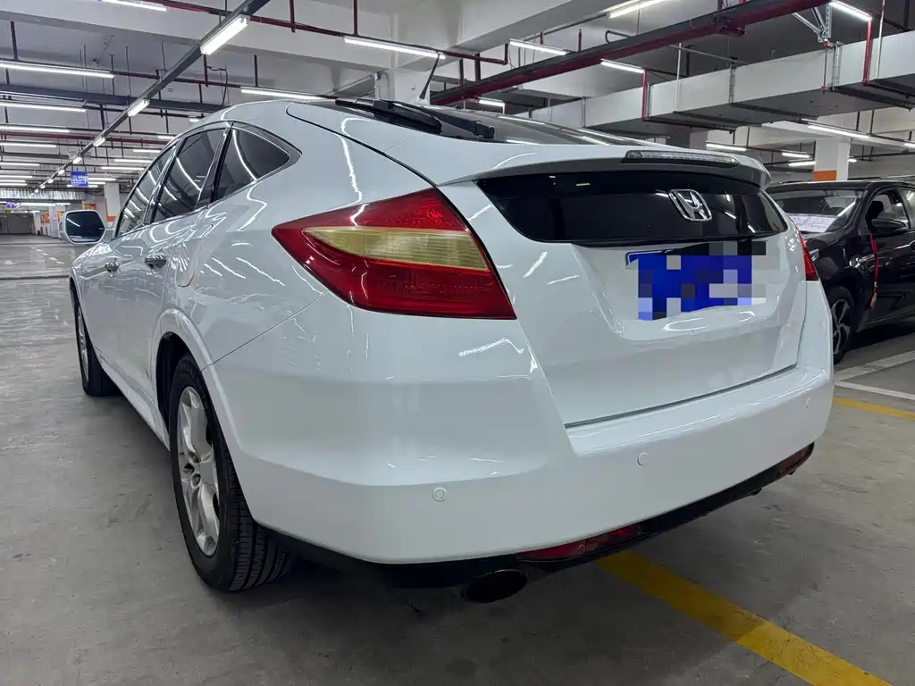Honda Crosstour 2013 — фото 10
