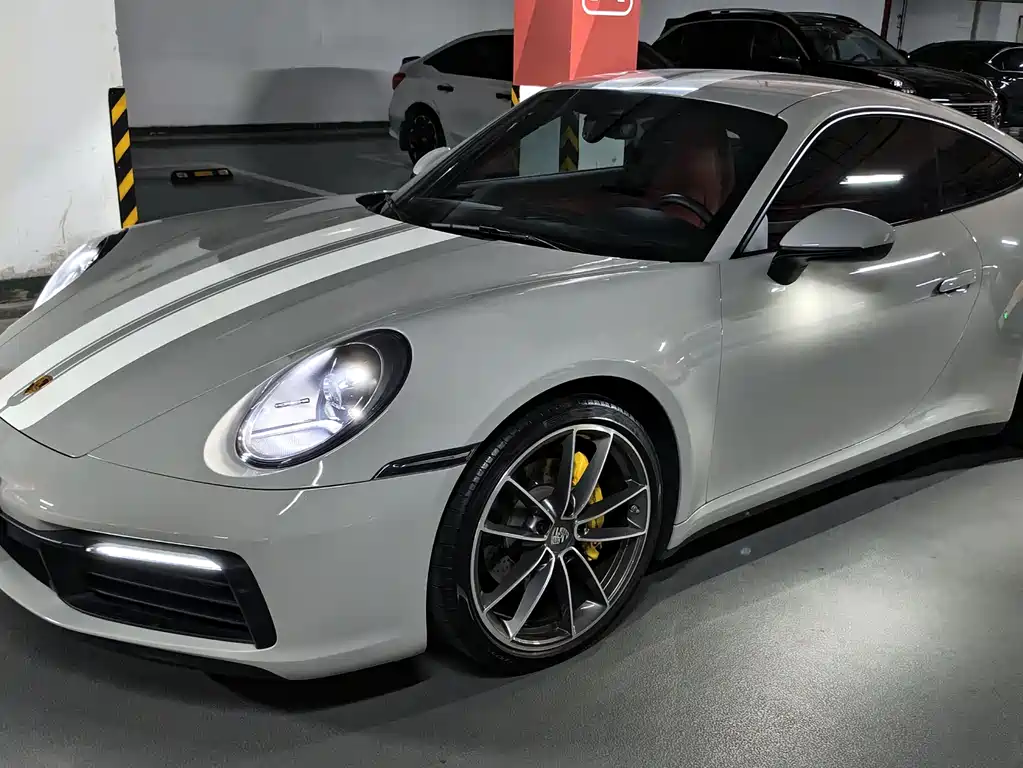 Porsche 911 2022