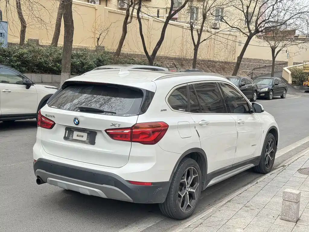 BMW X1 New Energy 2017 — фото 9