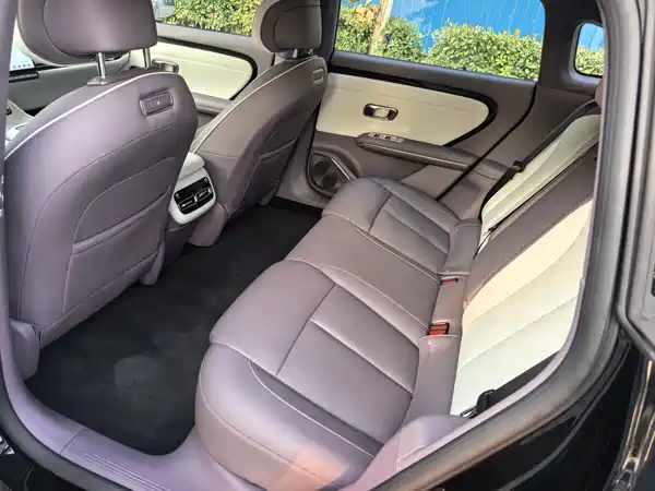 Changan Qiyuan A06 2025