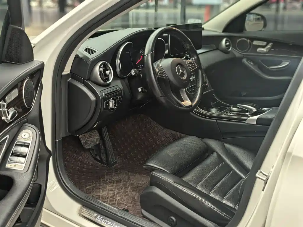 Mercedes-Benz C-Class 2015 — фото 7