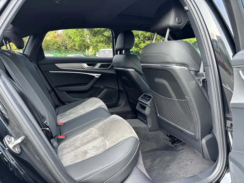Audi A6L 2023 — фото 14