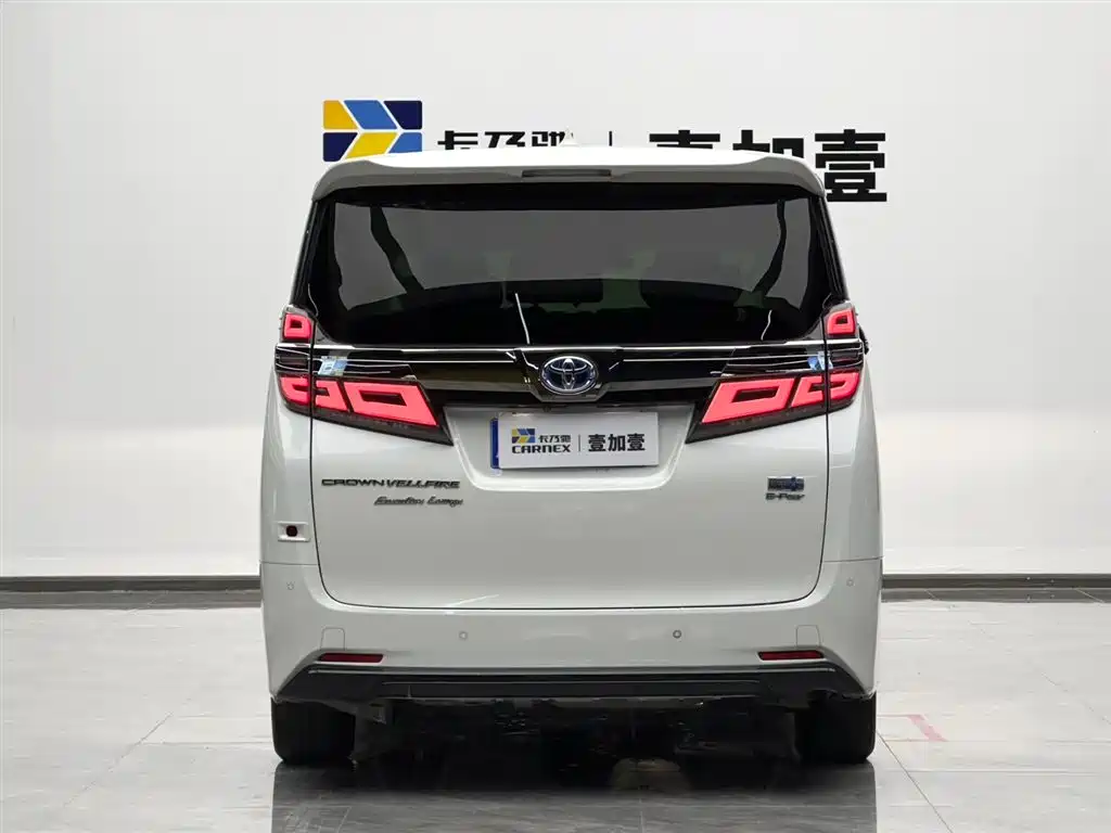 Toyota Vellfire 2022 — фото 20