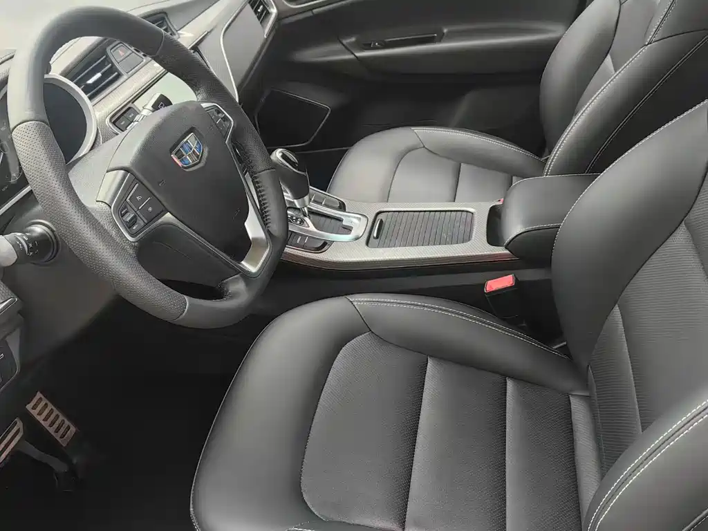 Geely Emgrand GS 2017 — фото 9