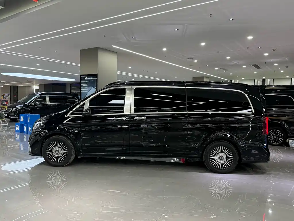 Mercedes-Benz Vito 2025 — фото 3