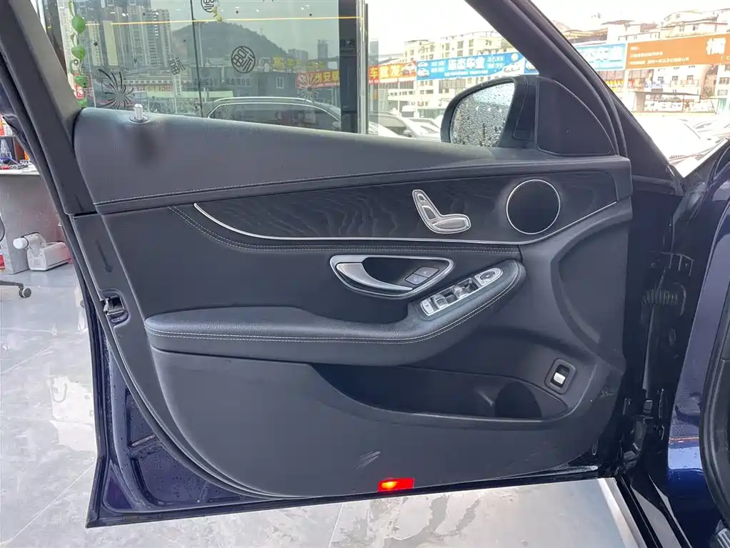 Mercedes-Benz C-Class 2020 — фото 5