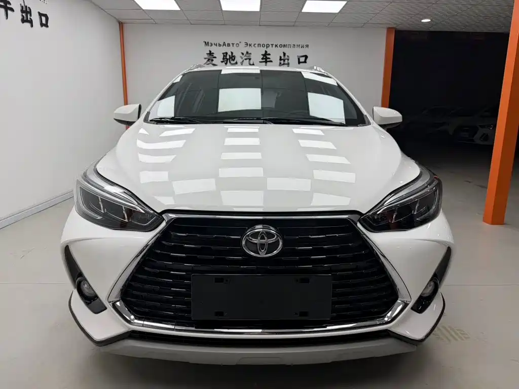 Toyota Yaris L 2022