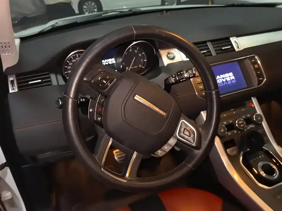 Land Rover Evoque 2013 — фото 15