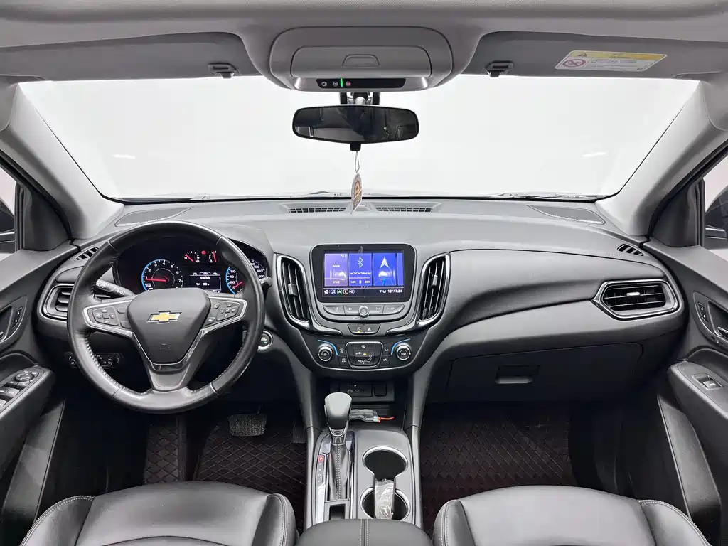 Chevrolet Equinox 2023 — фото 11