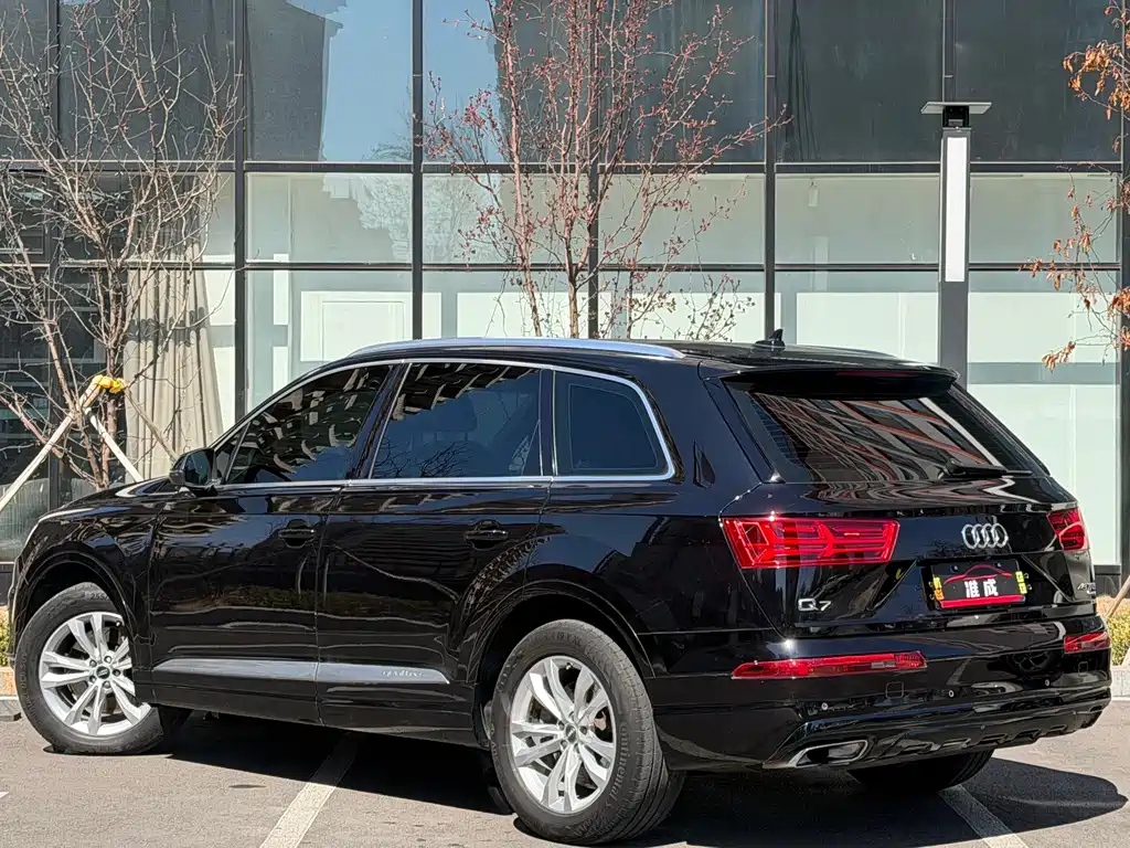 Audi Q7 2016 — фото 4