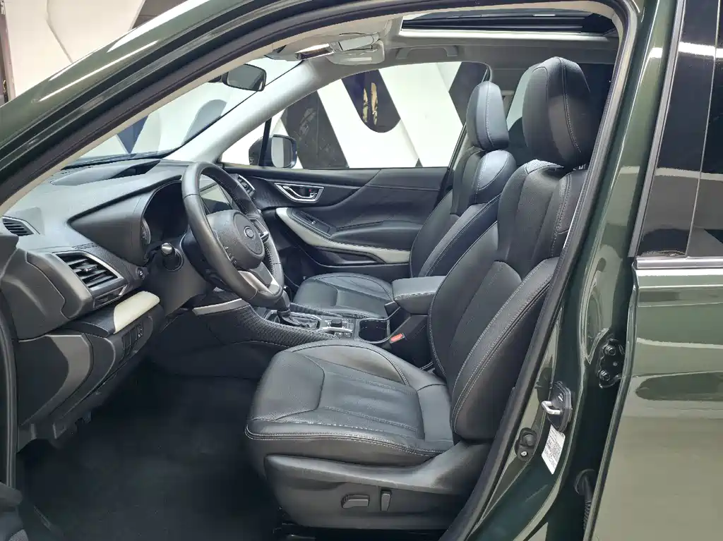 Subaru Forester 2021 — фото 18