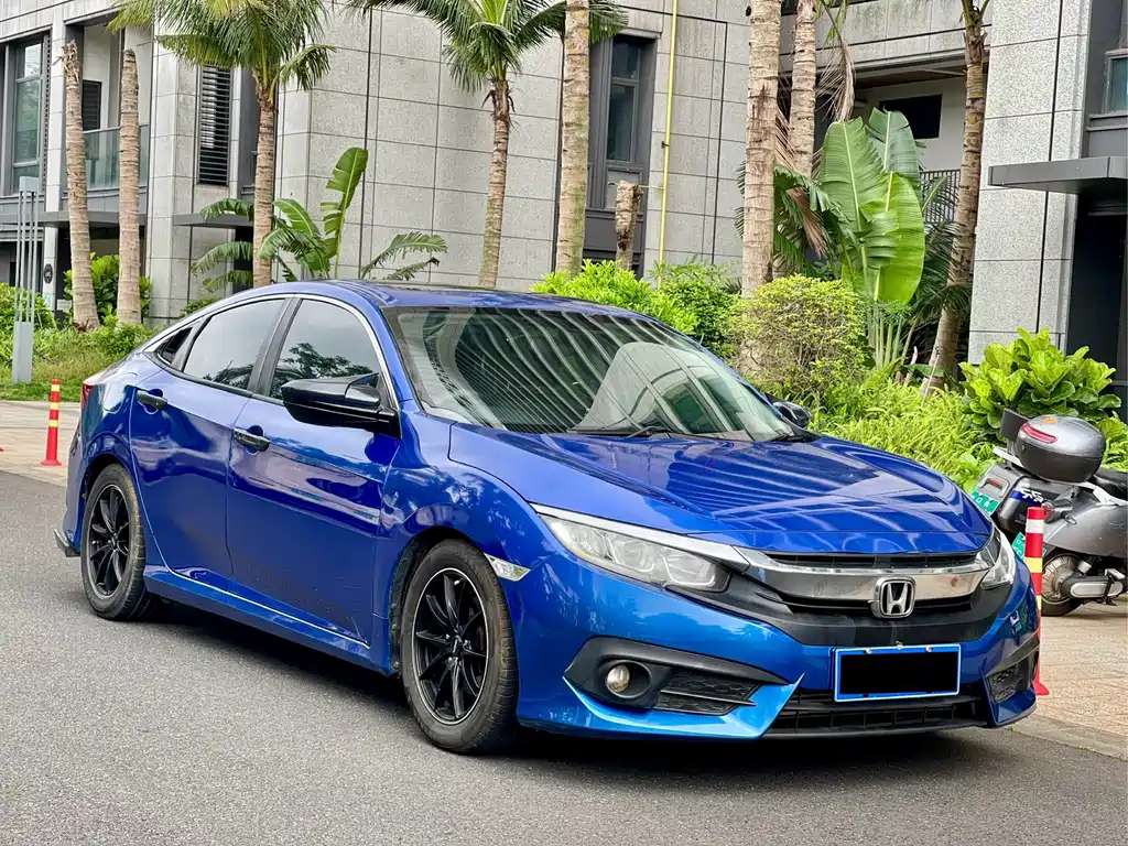 Honda Civic 2016 — фото 3