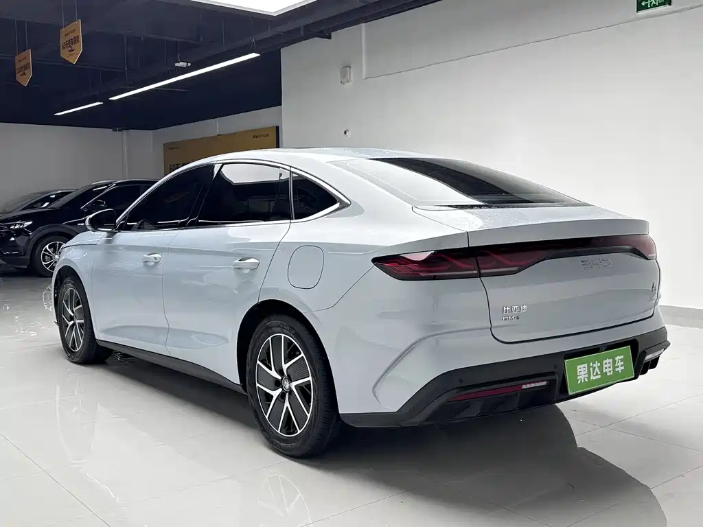 BYD Qin L 2025 — фото 8