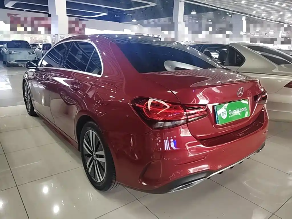 Mercedes-Benz A-Class 2020 — фото 5
