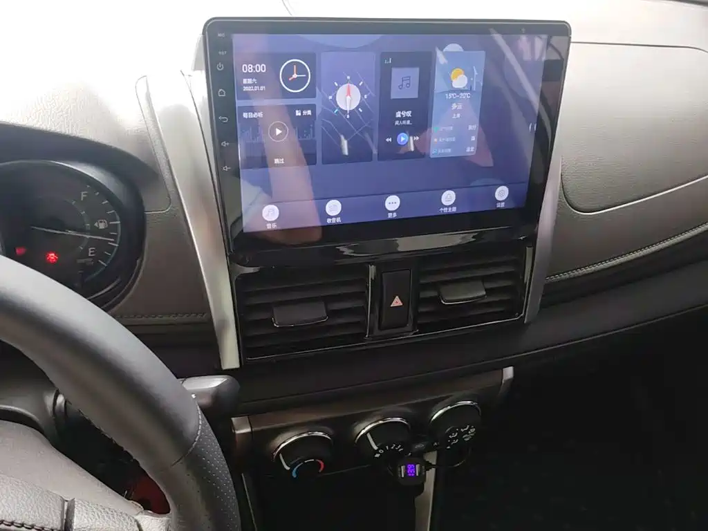 Toyota Yaris L 2016 — фото 13