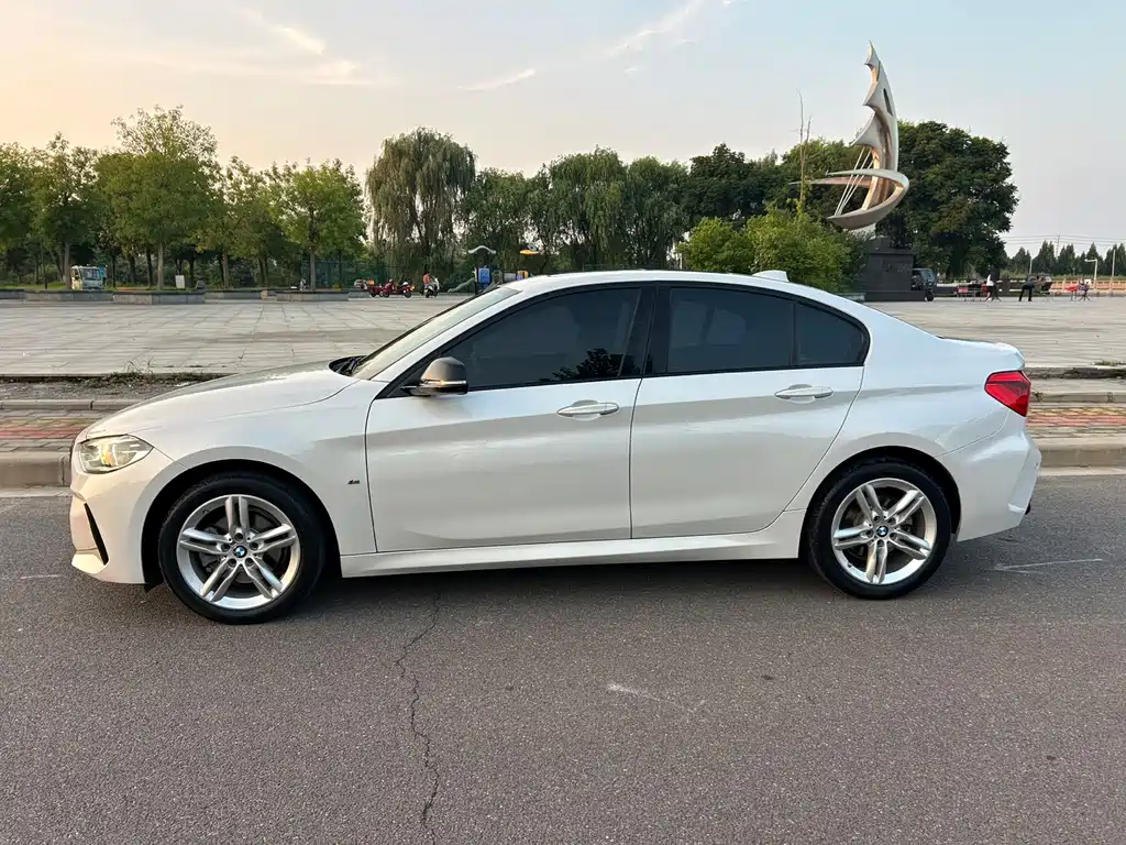 BMW 1 Series 2022