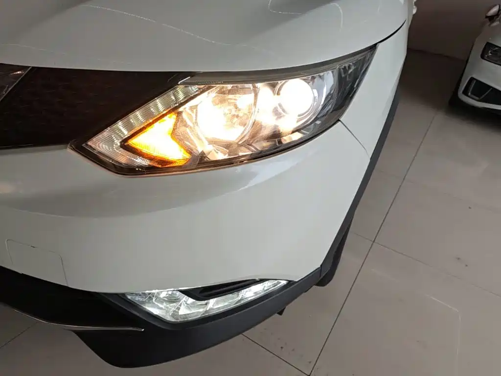 Nissan Qashqai 2017 — фото 24