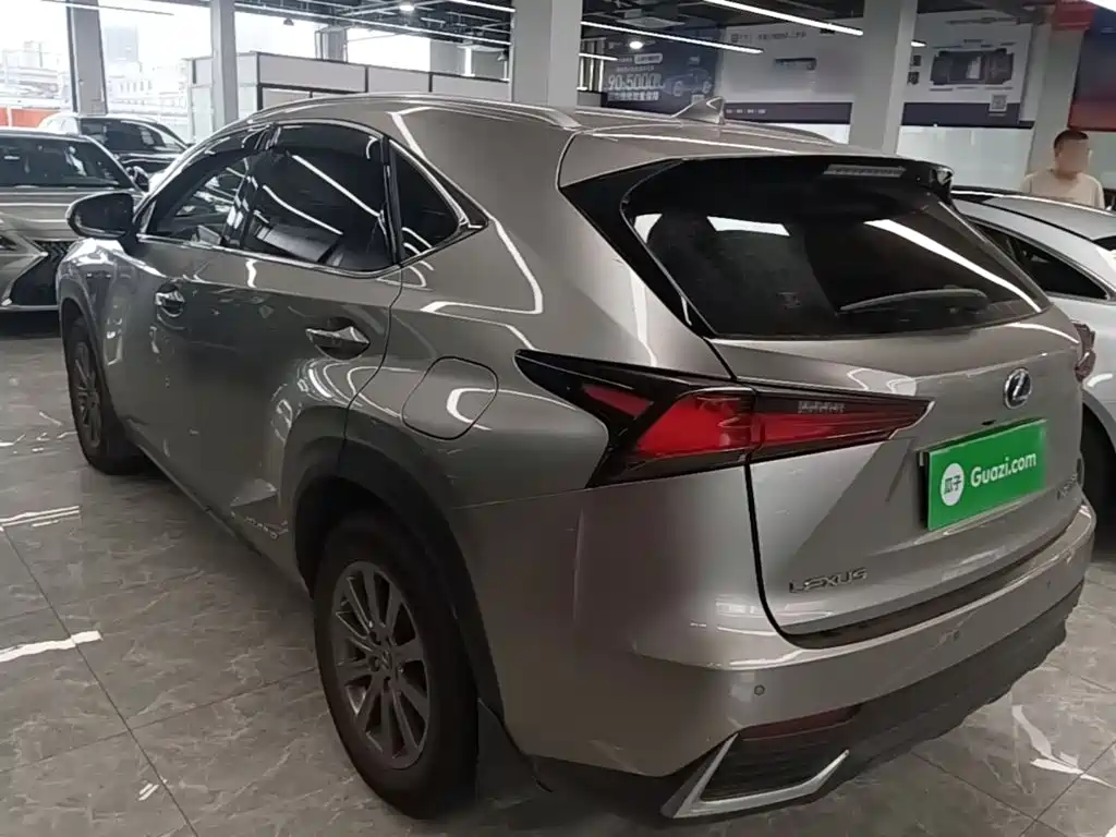 Lexus NX 2021 — фото 5